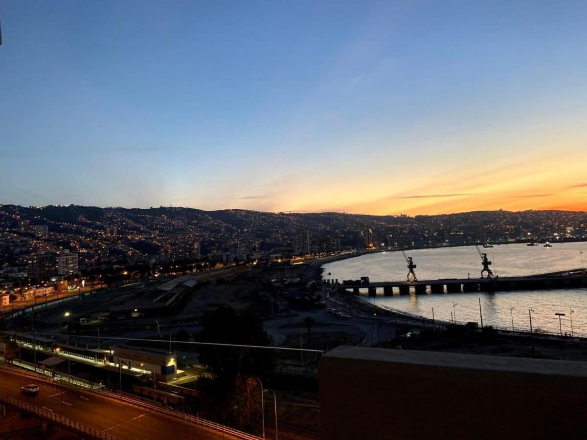 Hom I Lujoso Estudio Con Mejor Vista Del Puerto Parking 0408 *